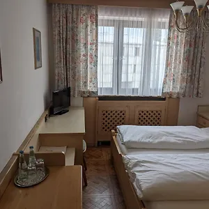 Neuwirt *** Цорнединг